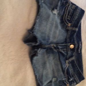 Denim distressed shorts